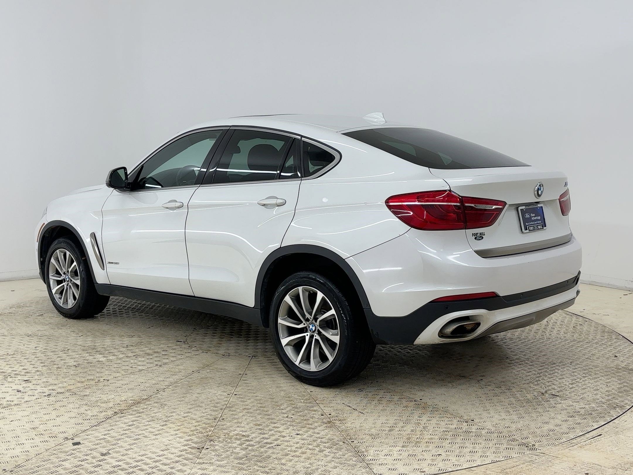 Used 2019 BMW X6 xDrive35i image 3