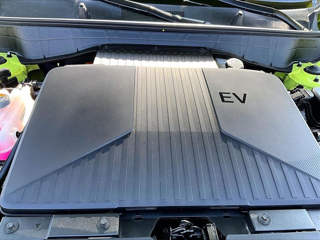 Used 2024 Hyundai Kona SEL FWD image 28
