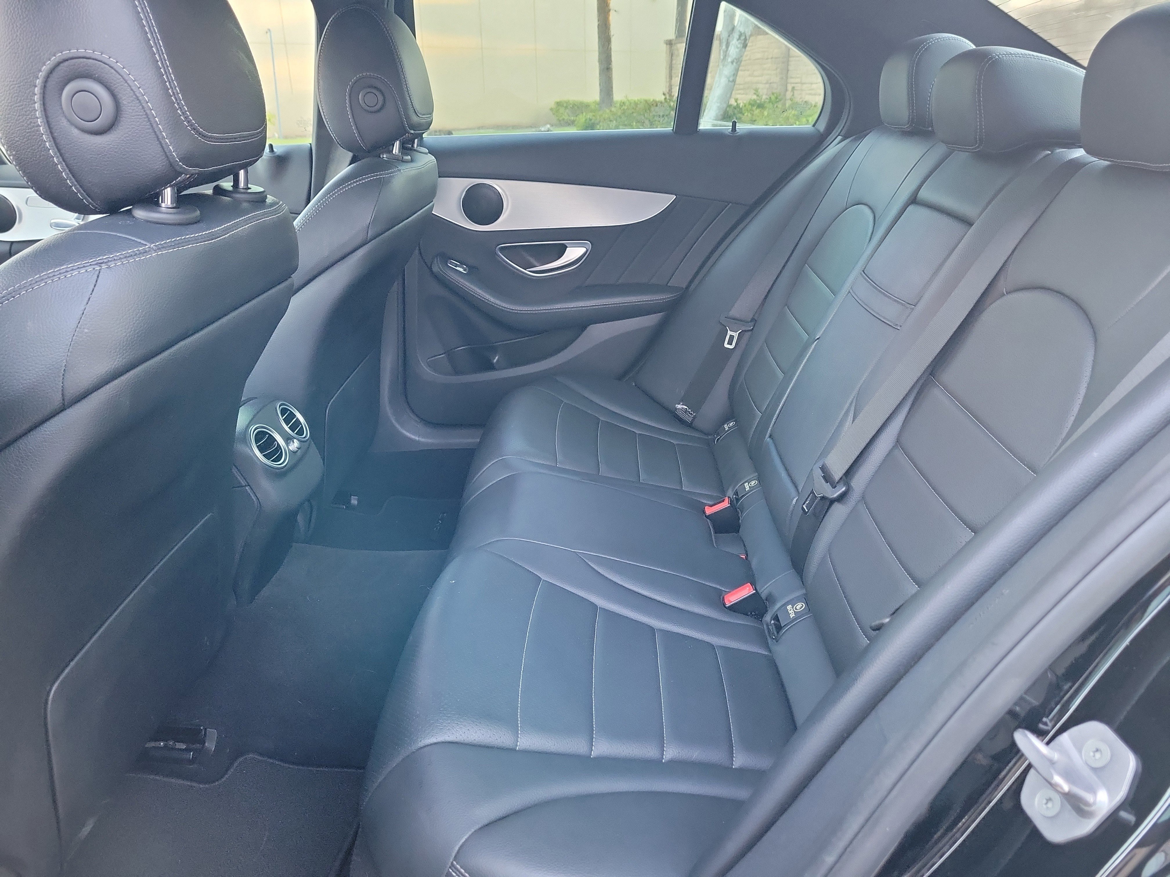 Used 2018 Mercedes-Benz C 300 Sedan image 15
