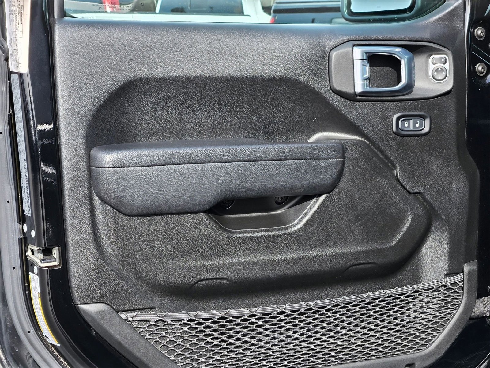 Used 2022 Jeep Wrangler Sport image 11