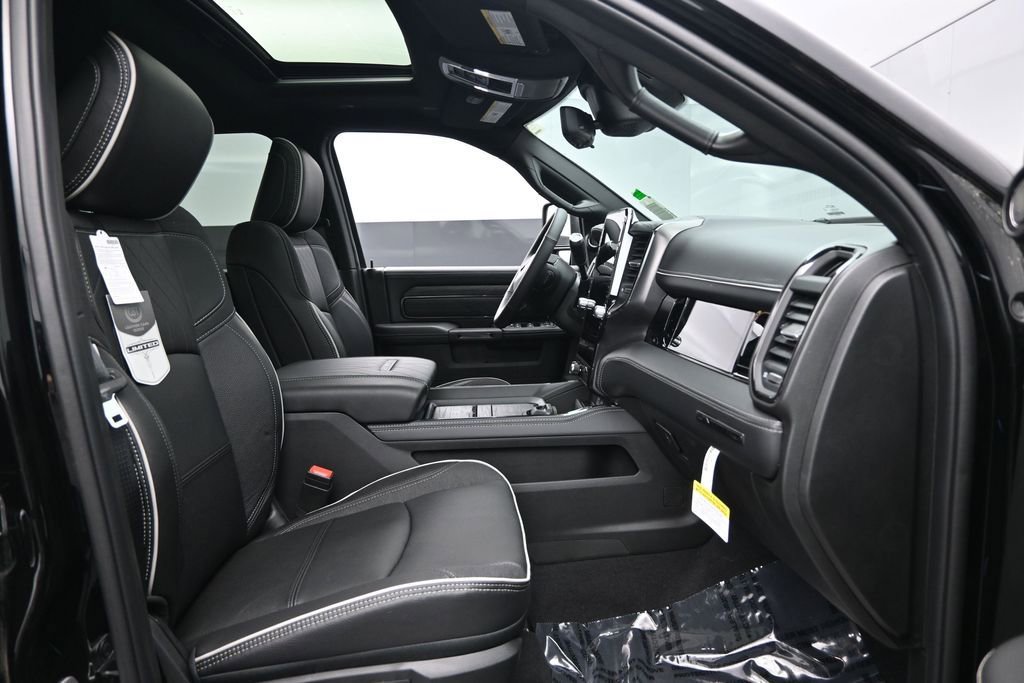 New 2026 RAM 3500 Limited AWD/4WD image 27