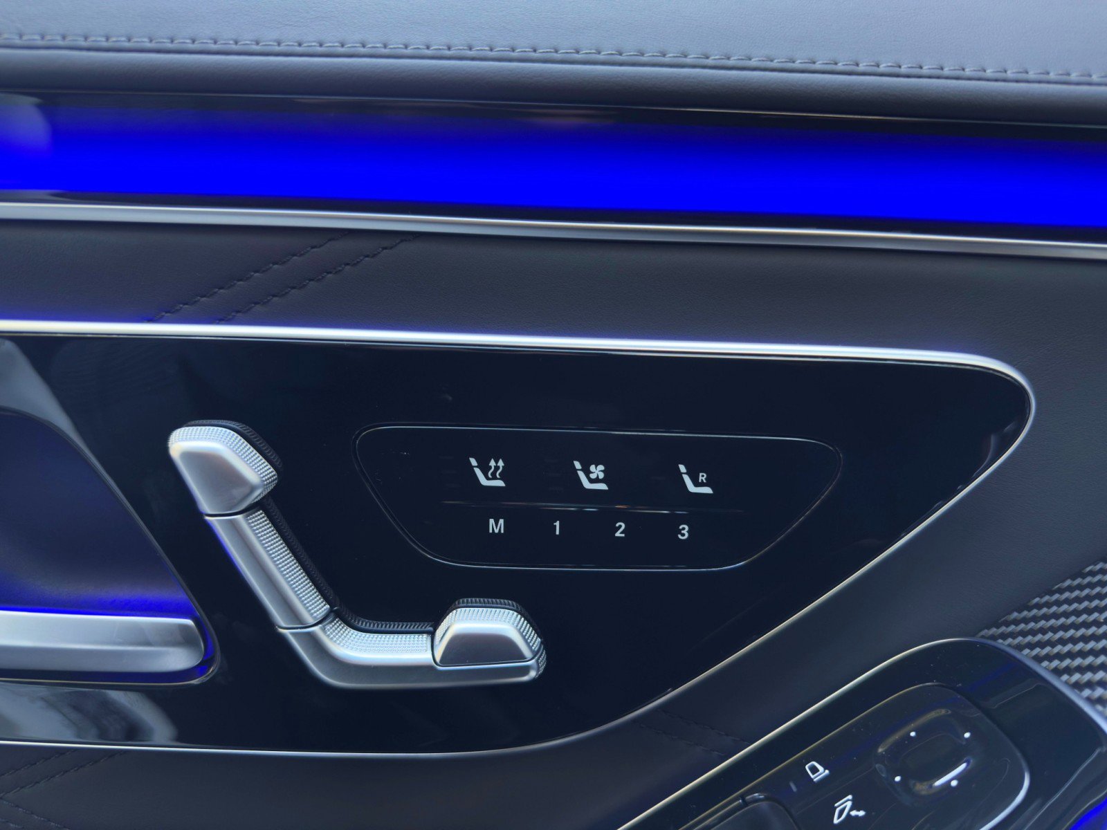 Used 2024 Mercedes-Benz S 63 AMG S image 18