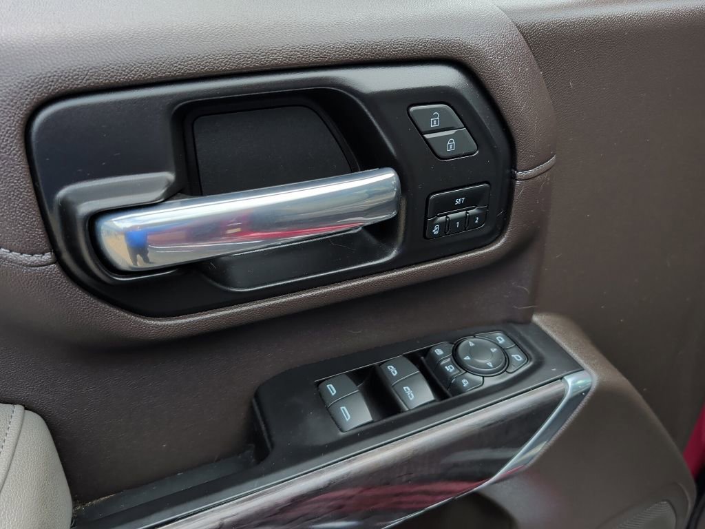 Used 2021 Chevrolet Silverado 2500 LTZ w/ LTZ Convenience Package AWD/4WD image 12