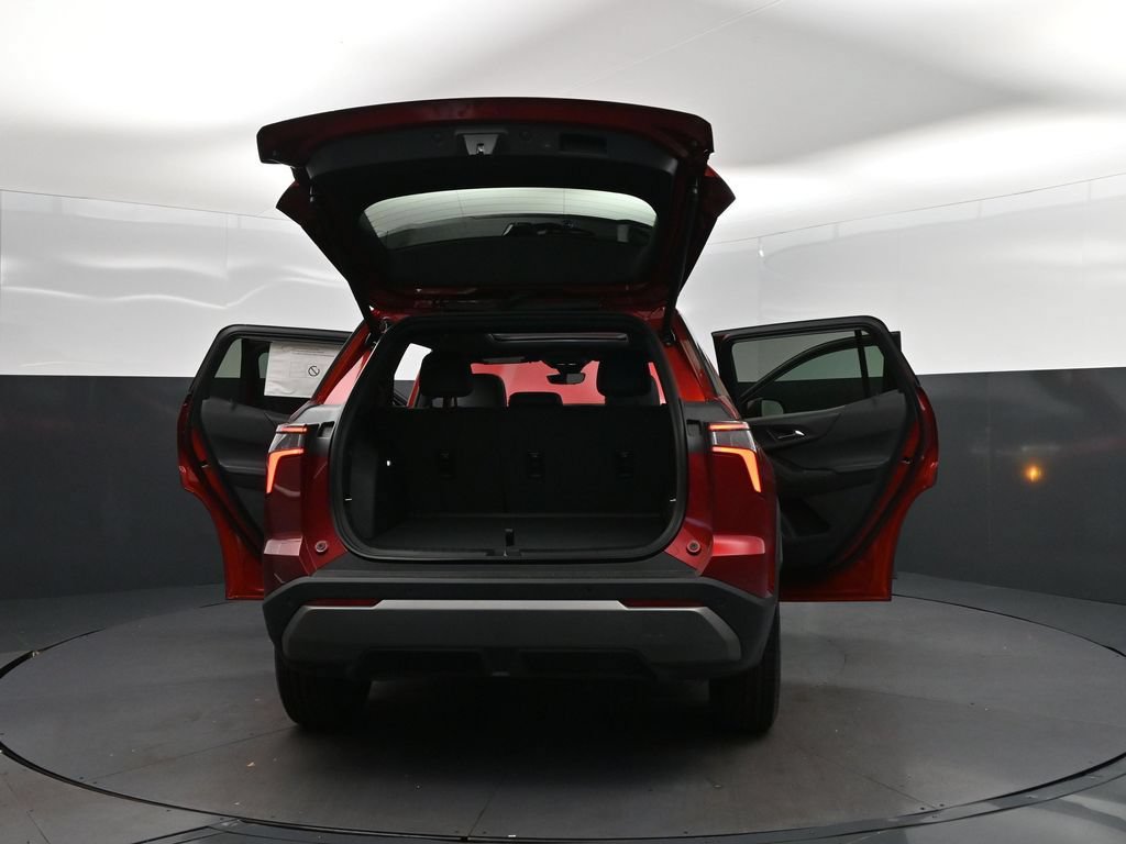New 2026 Chevrolet Equinox LT w/ Convenience Package II FWD image 51