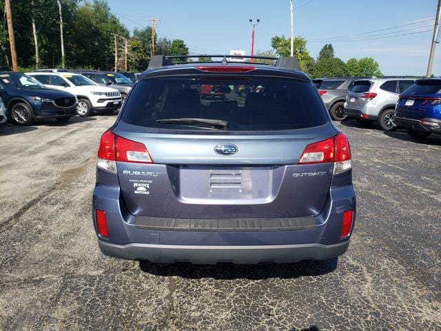 Used 2013 Subaru Outback 2.5i Limited w/ Moonroof Pkg AWD/4WD image 6