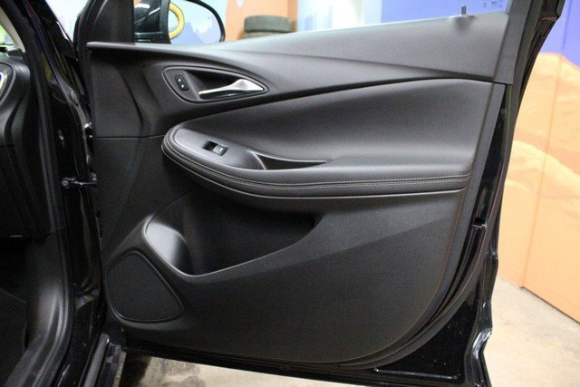 Certified 2024 Buick Encore GX Sport Touring image 9