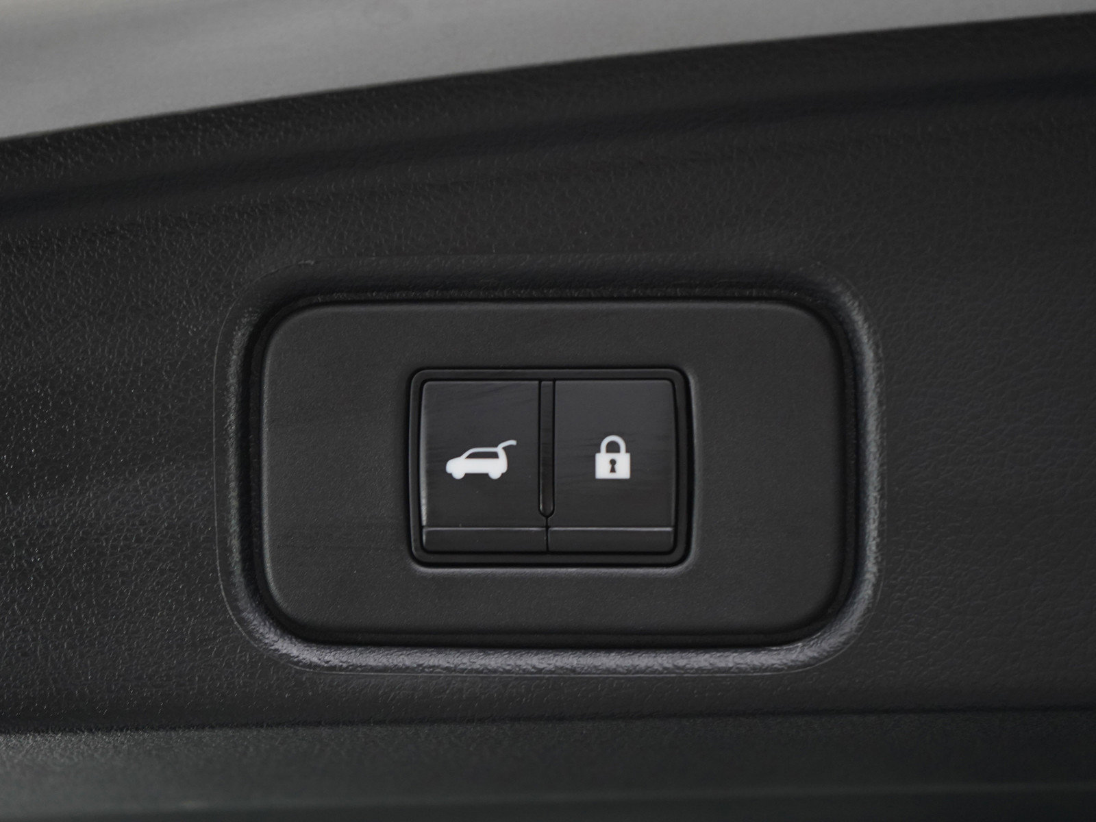 Used 2023 Nissan Pathfinder SL w/ SL Premium Package image 17