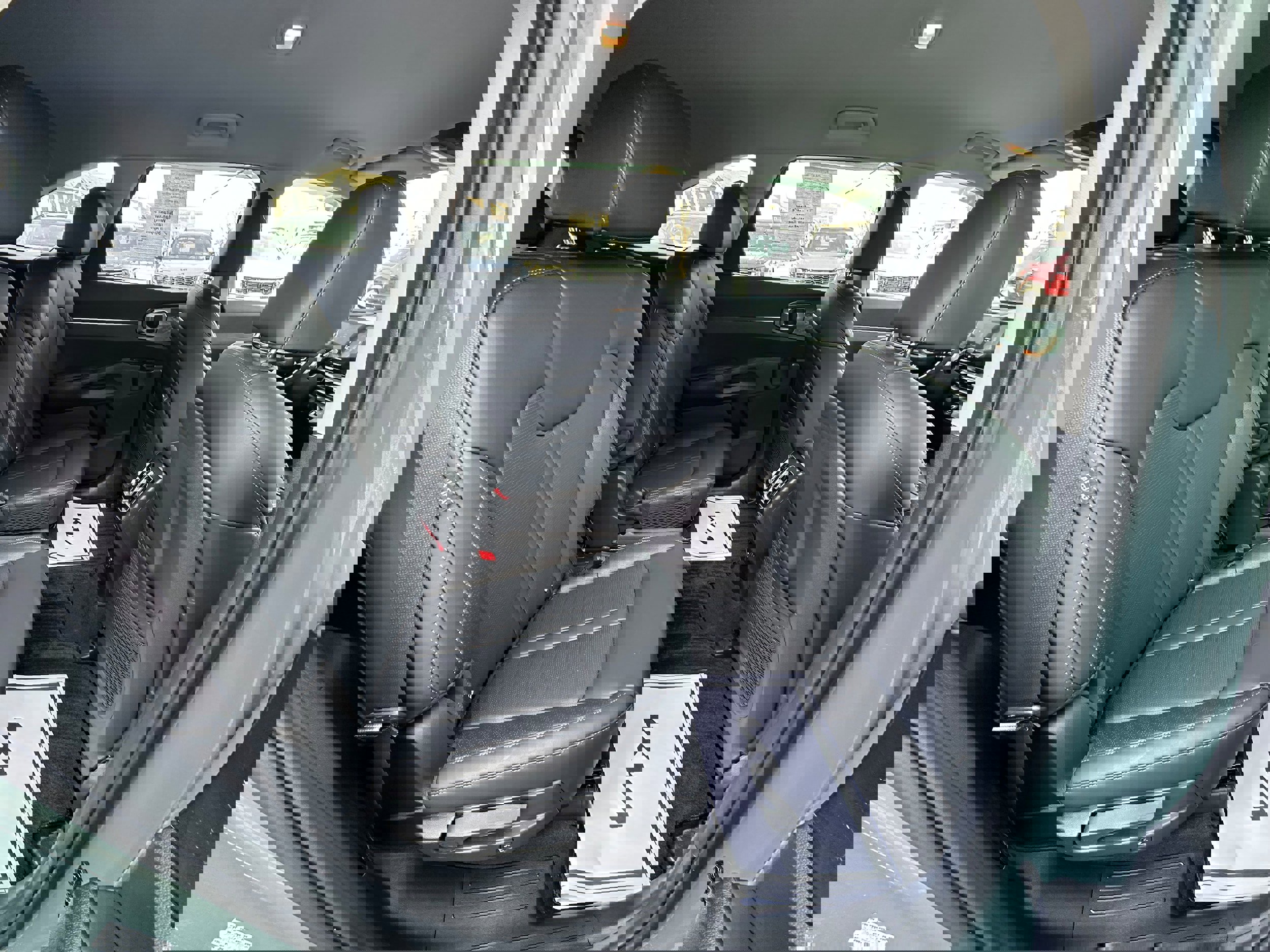 Used 2025 Kia Sorento EX image 17