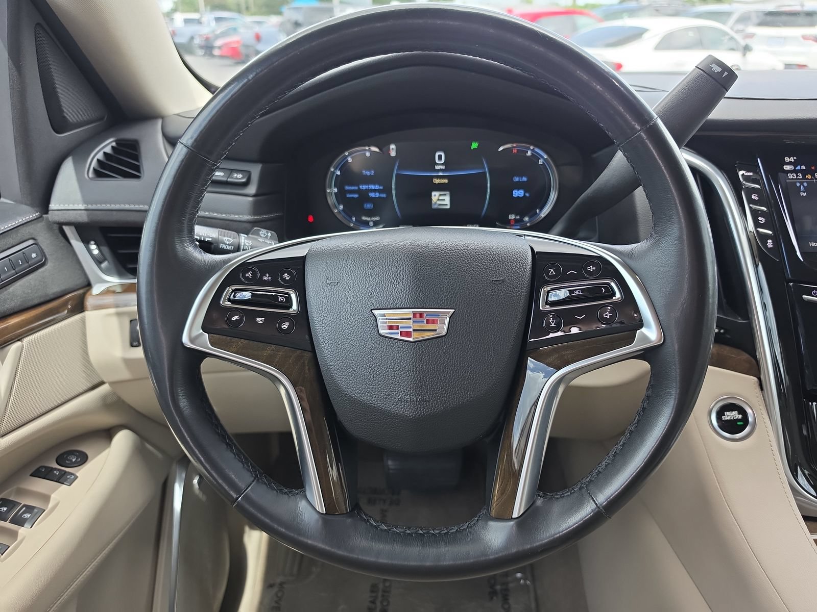 Used 2020 Cadillac Escalade Premium Luxury AWD/4WD image 10