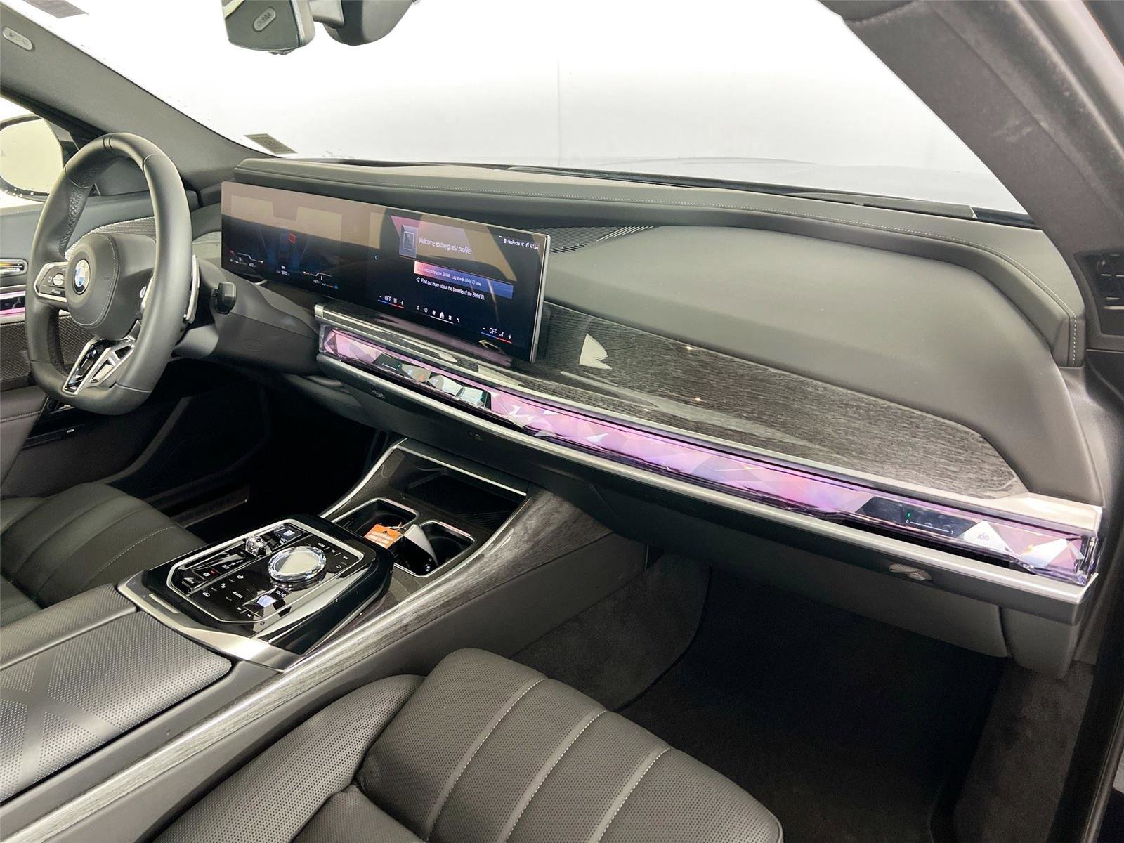 Certified 2024 BMW 760i xDrive w/ Executive Package image 29