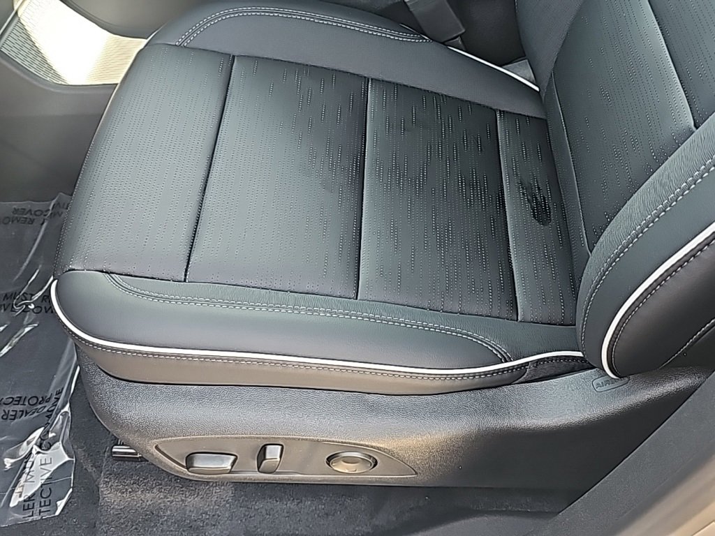 New 2026 Buick Enclave Sport Touring w/ Power Package image 13