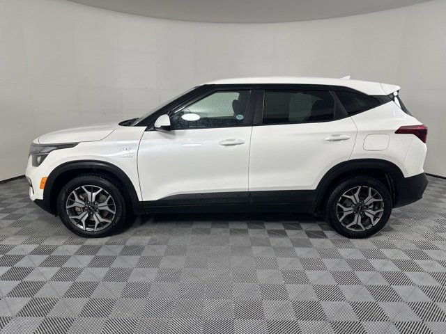 Used 2023 Kia Seltos LX image 6