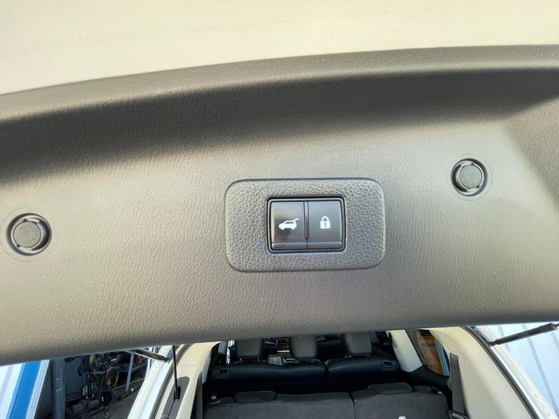 Used 2024 Nissan Armada SL w/ Cargo Package AWD/4WD image 16