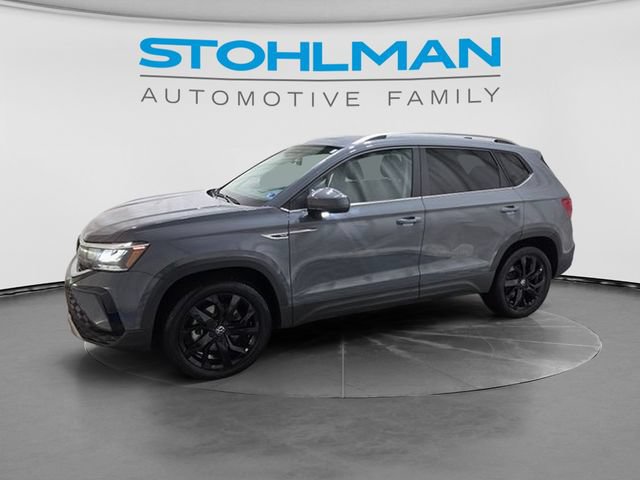 Used 2022 Volkswagen Taos SE AWD/4WD image 3