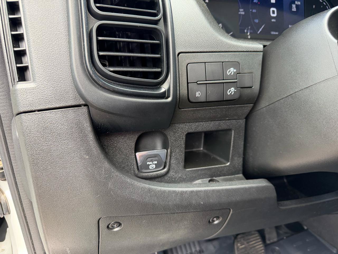 Used 2025 RAM ProMaster 2500 w/ U-Haul Equipment Group FWD image 15
