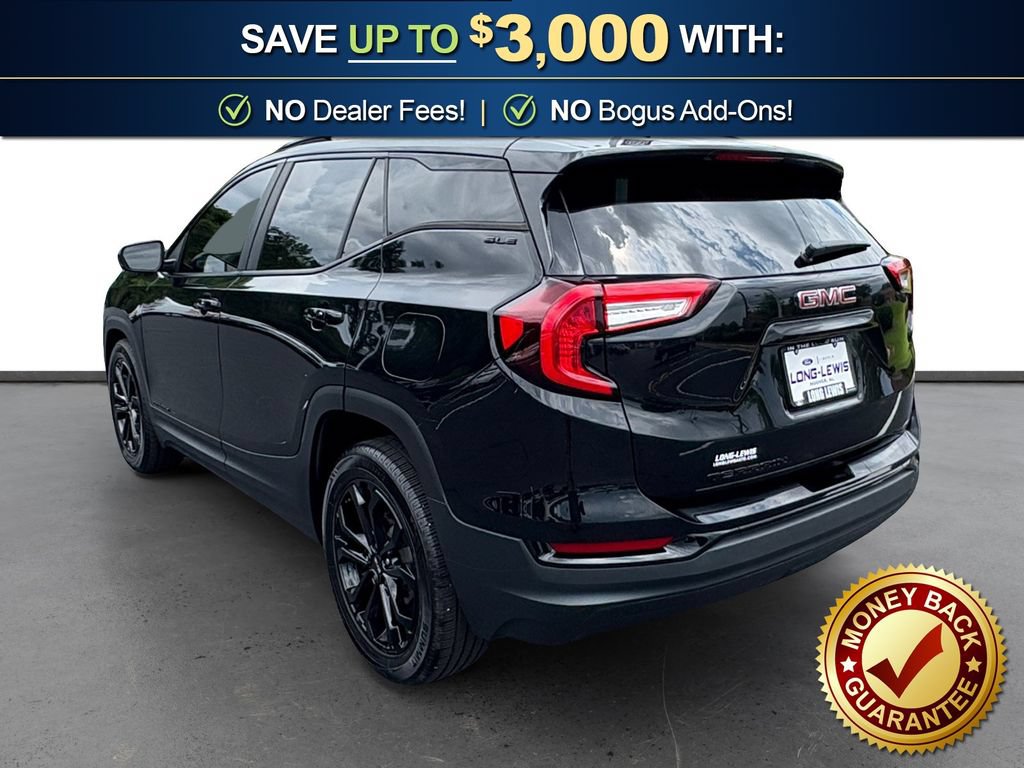 Used 2022 GMC Terrain SLE w/ Driver Convenience Package FWD image 4