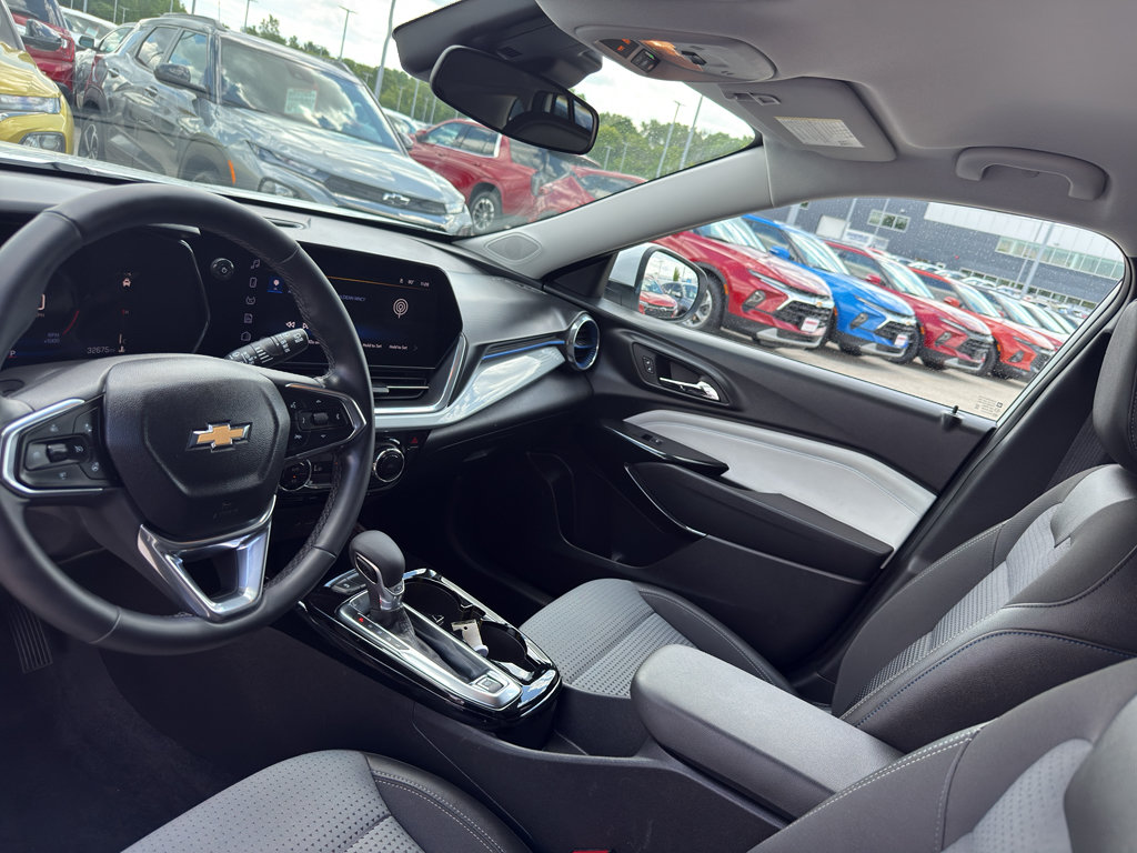 Certified 2024 Chevrolet Trax LT w/ Driver Confidence Package FWD image 25