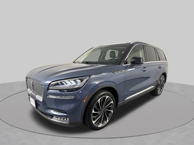Used 2021 Lincoln Aviator Reserve w/ Equipment Group 201A AWD/4WD image 2