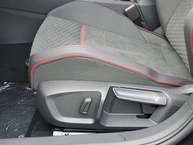 New 2025 Volkswagen GTI SE image 11
