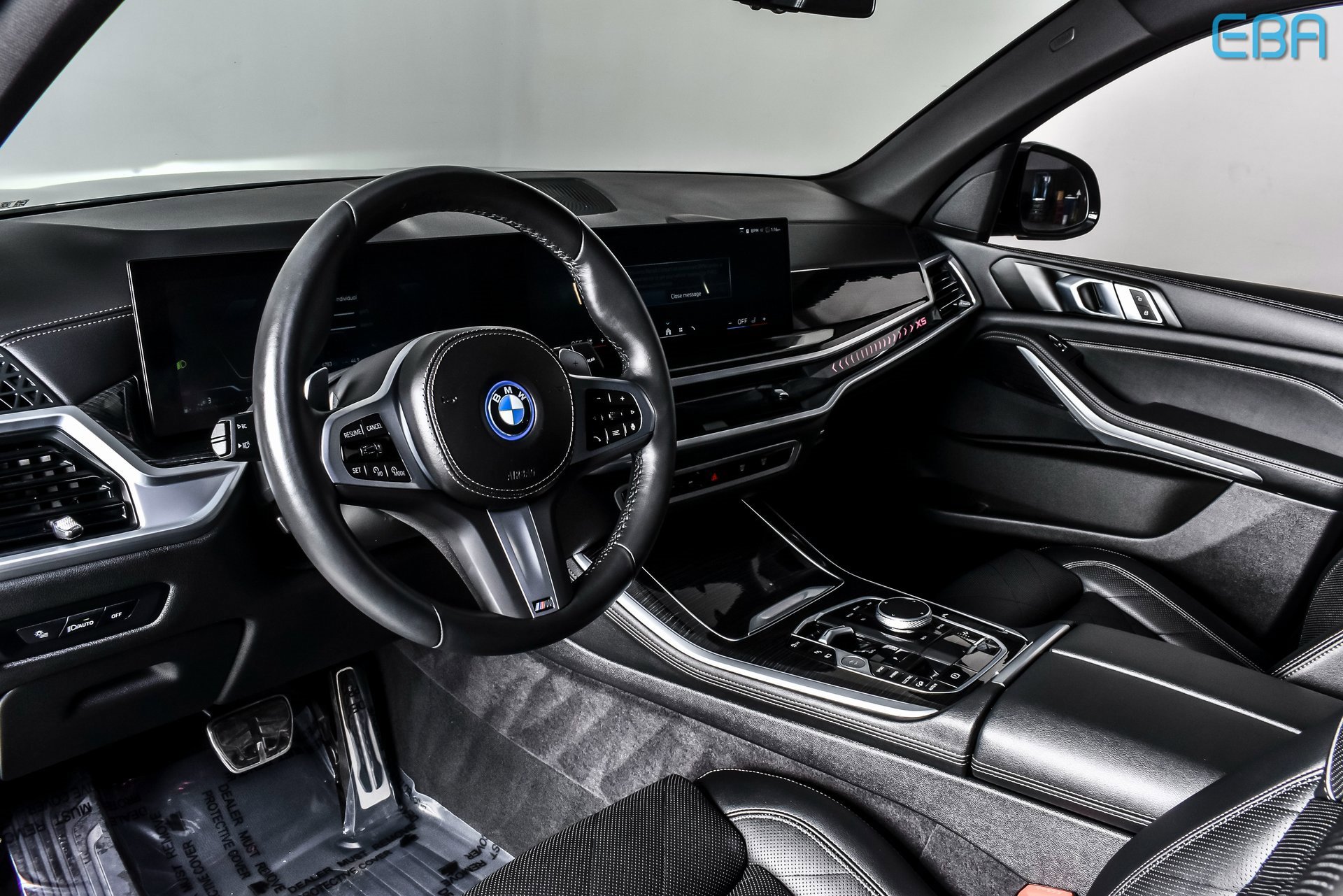 Used 2025 BMW X5 xDrive50e w/ M Sport Package image 17