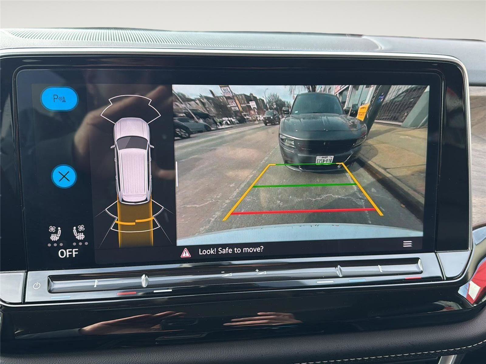 Used 2024 Volkswagen Atlas SE image 21