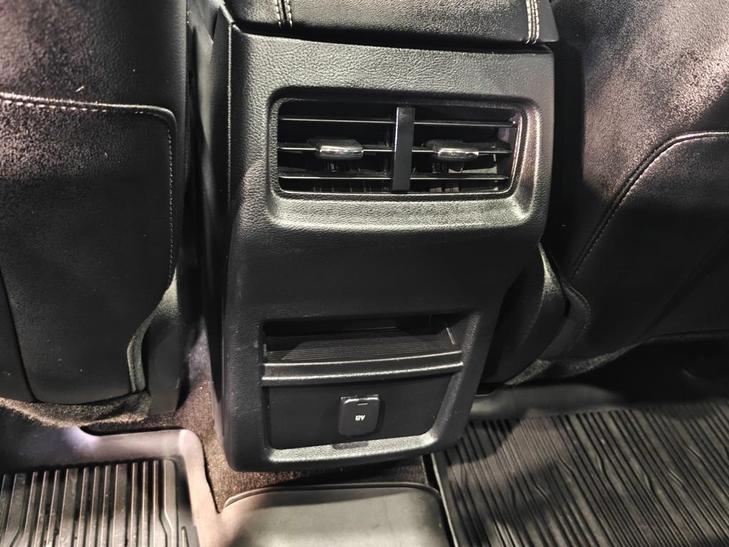 Used 2019 Ford Edge ST w/ Cold Weather Package AWD/4WD image 34