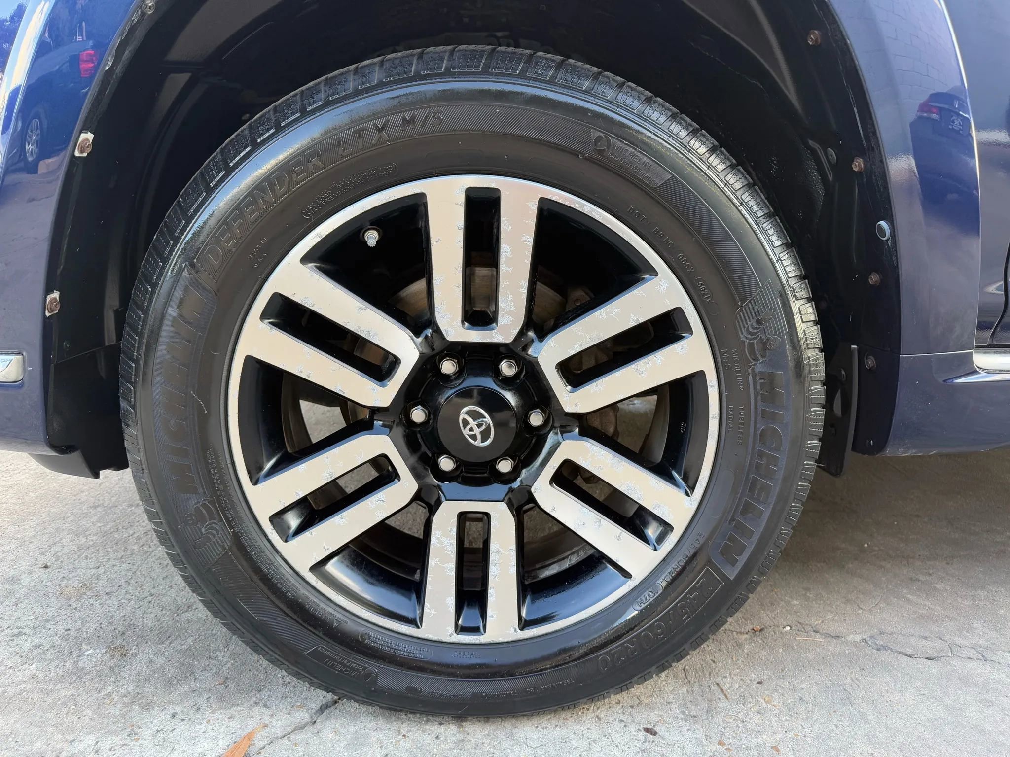 Used 2014 Toyota 4Runner Limited image 22