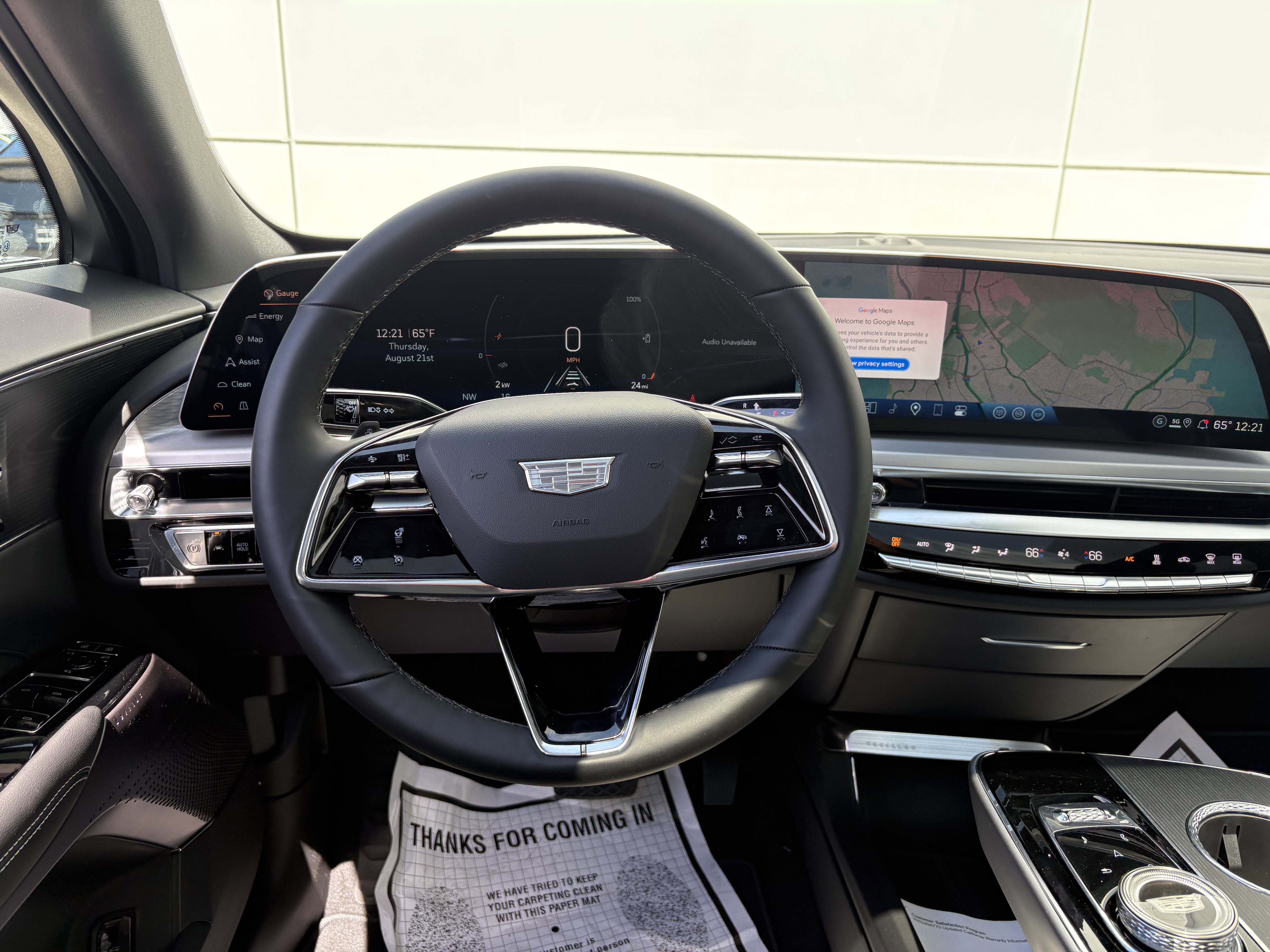 New 2025 Cadillac Lyriq Luxury image 15