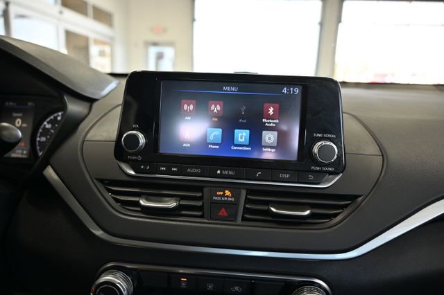 Used 2024 Nissan Altima 2.5 S image 16