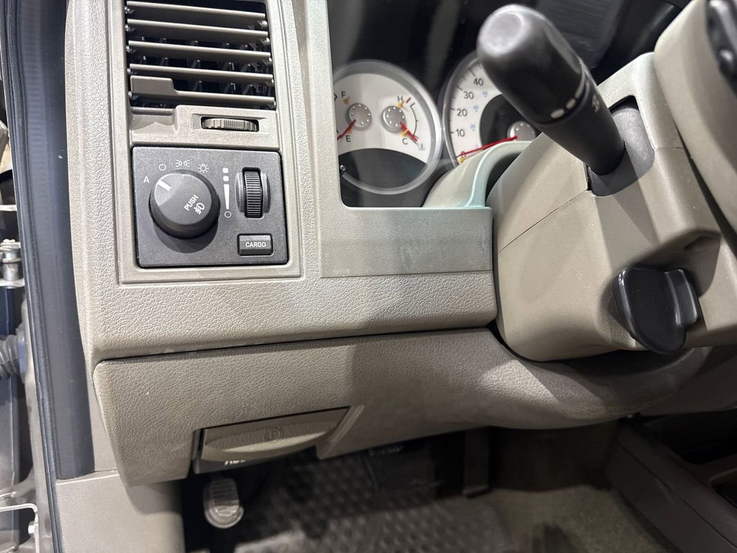 Used 2006 Dodge Dakota Laramie w/ Trailer Tow Group image 99