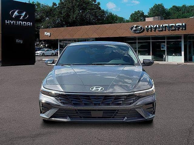 New 2026 Hyundai Elantra SEL Sport FWD image 14
