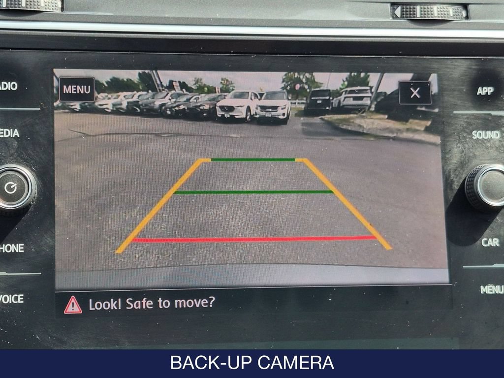 Used 2020 Volkswagen Tiguan SE w/ Panoramic Sunroof Package AWD/4WD image 24