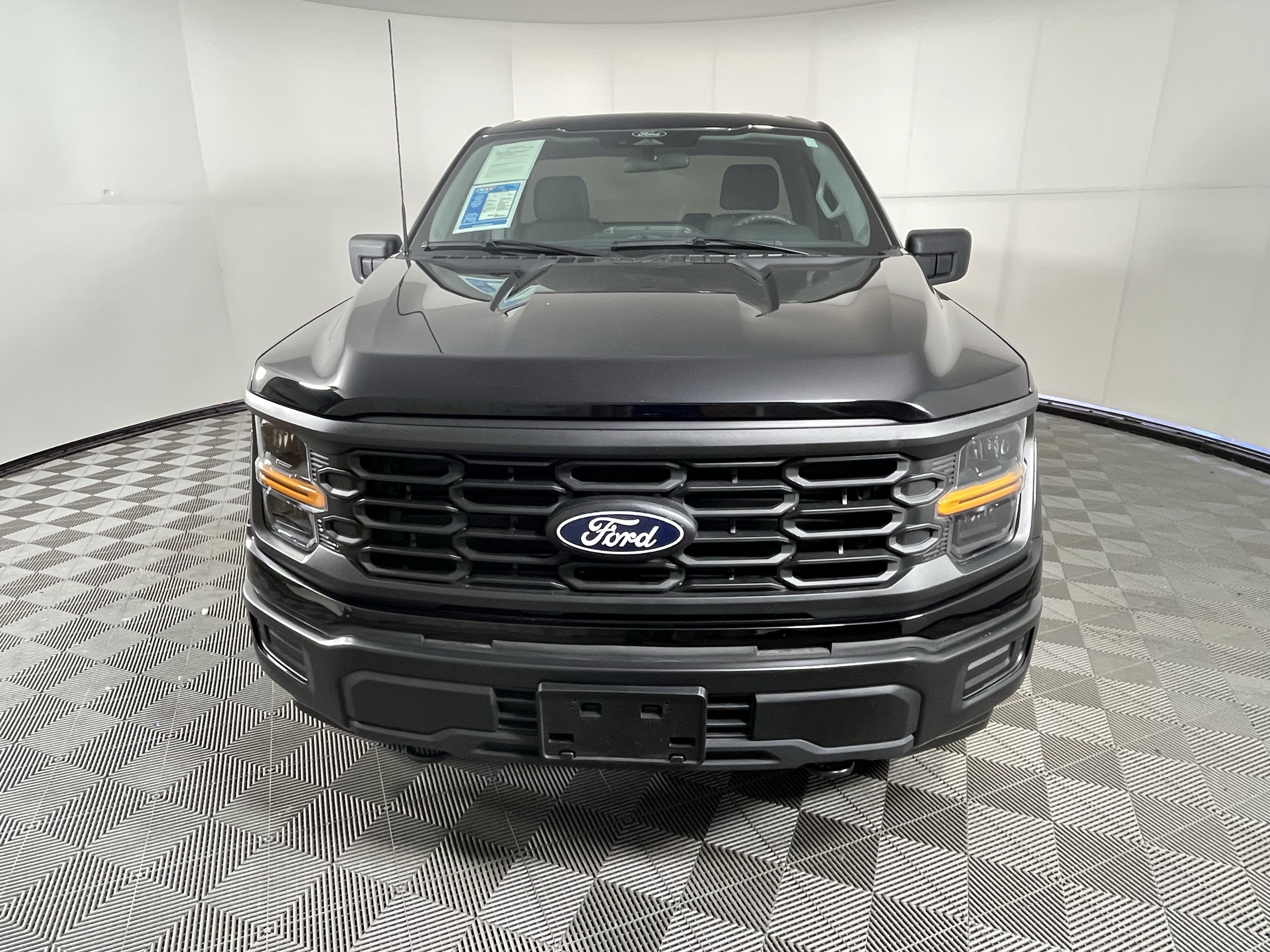 Used 2025 Ford F150 XL AWD/4WD image 8