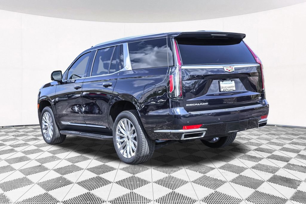 Used 2023 Cadillac Escalade Premium Luxury AWD/4WD image 17