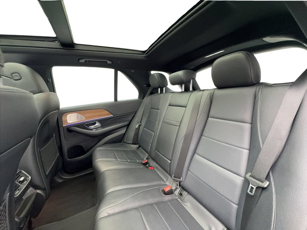 Used 2021 Mercedes-Benz GLE 350 w/ AMG Line Exterior image 24