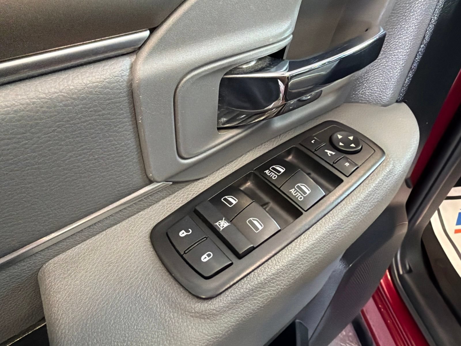 Used 2017 RAM 1500 Outdoorsman AWD/4WD image 14