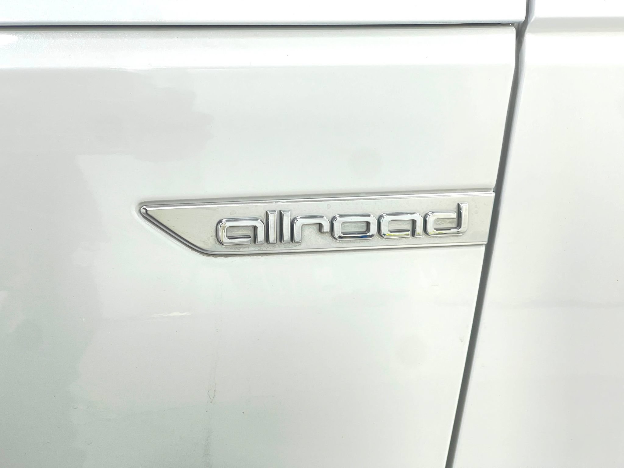 Used 2018 Audi A4 2.0T allroad Premium Plus AWD/4WD image 41