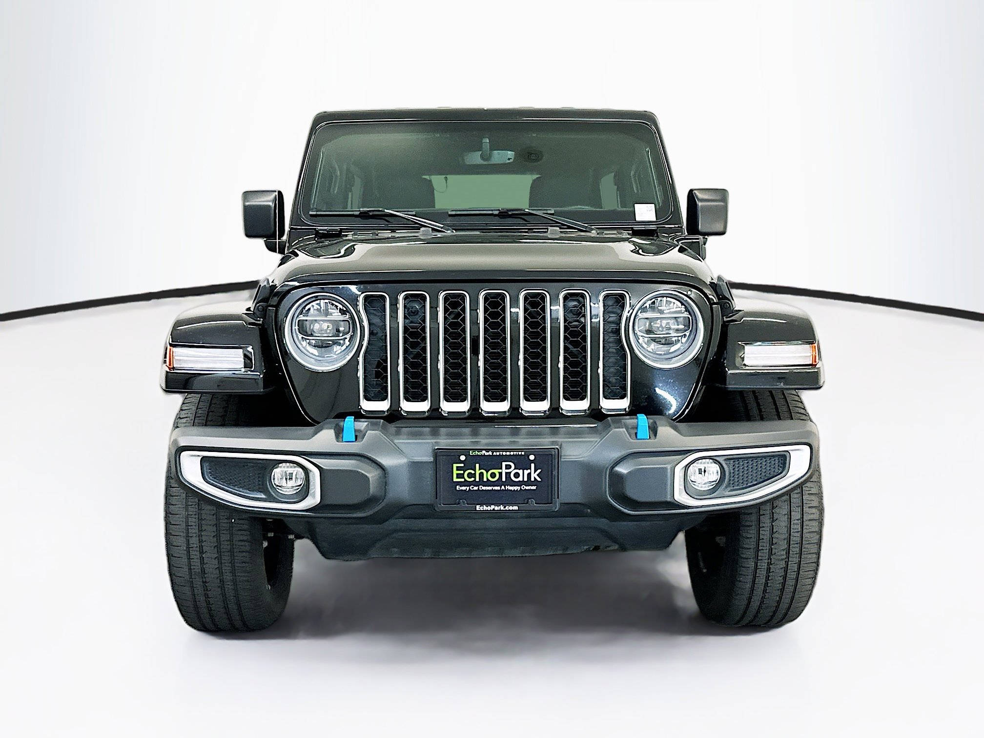 Used 2022 Jeep Wrangler Sahara w/ Cold Weather Group image 2