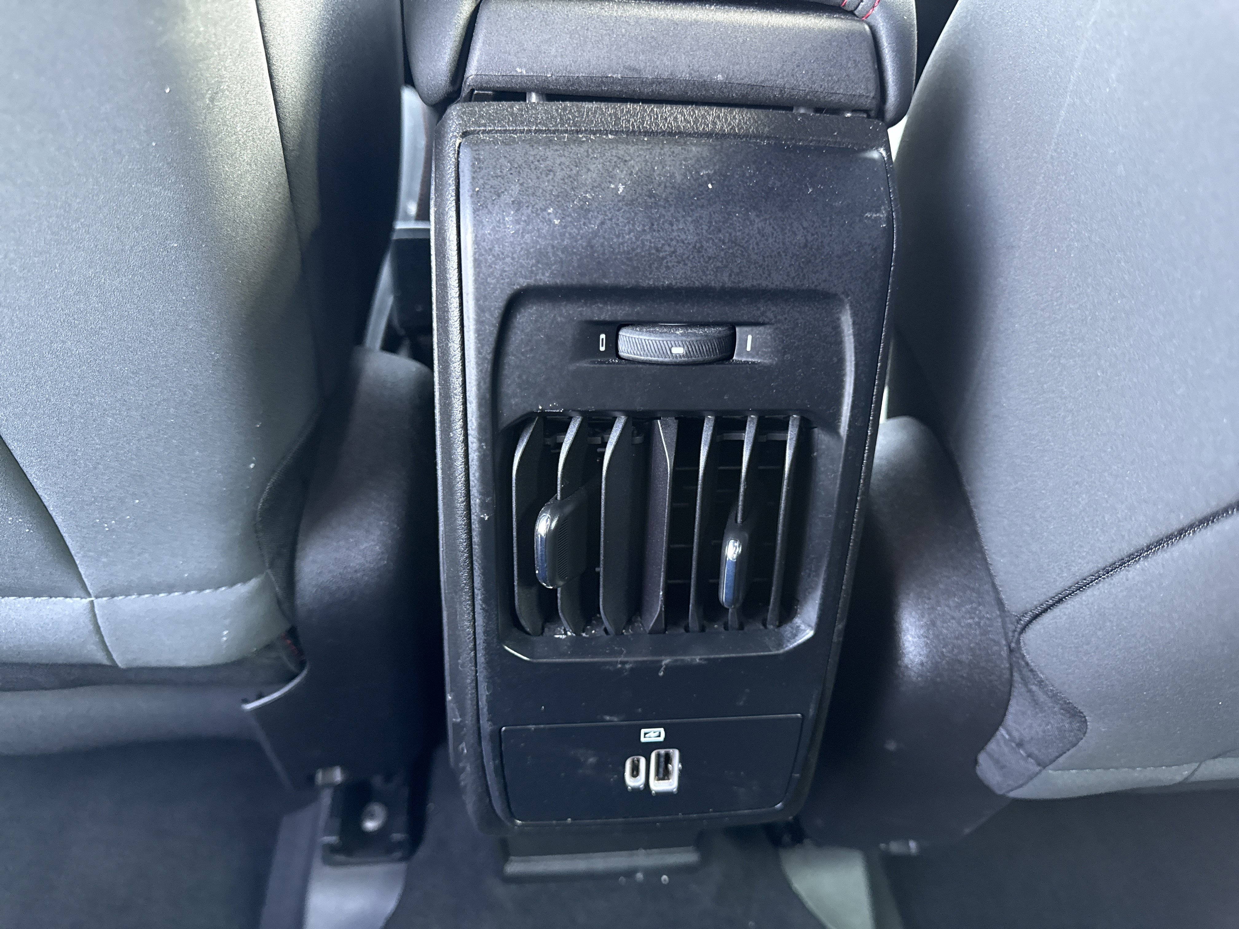 Used 2024 Dodge Hornet R/T AWD/4WD image 32