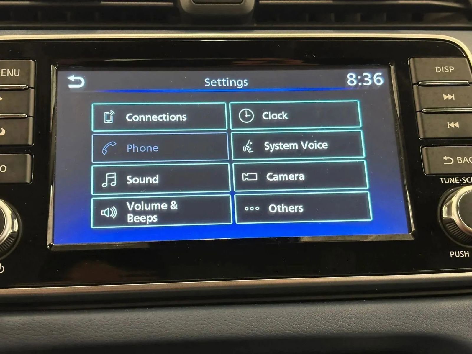 Used 2025 Nissan Versa SV FWD image 42