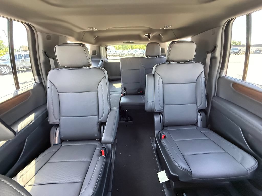 New 2026 GMC Yukon XL Denali w/ Denali Reserve Package AWD/4WD image 28