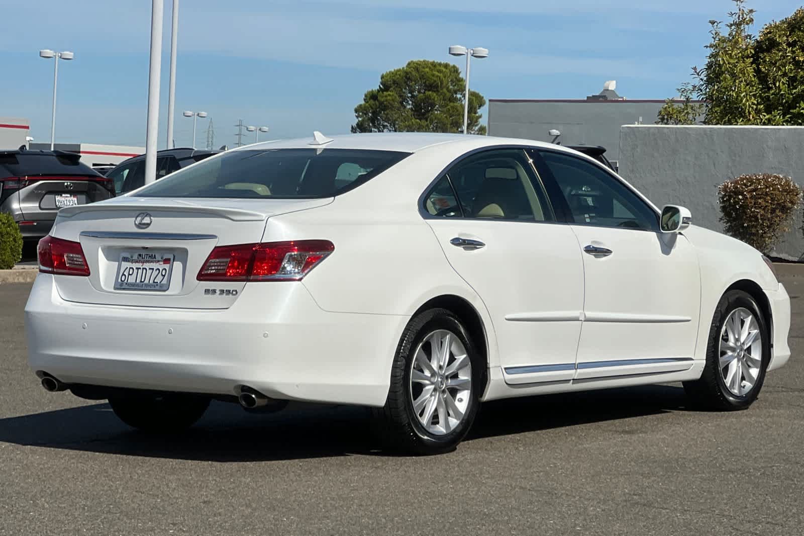 Used 2011 Lexus ES 350 FWD video 2