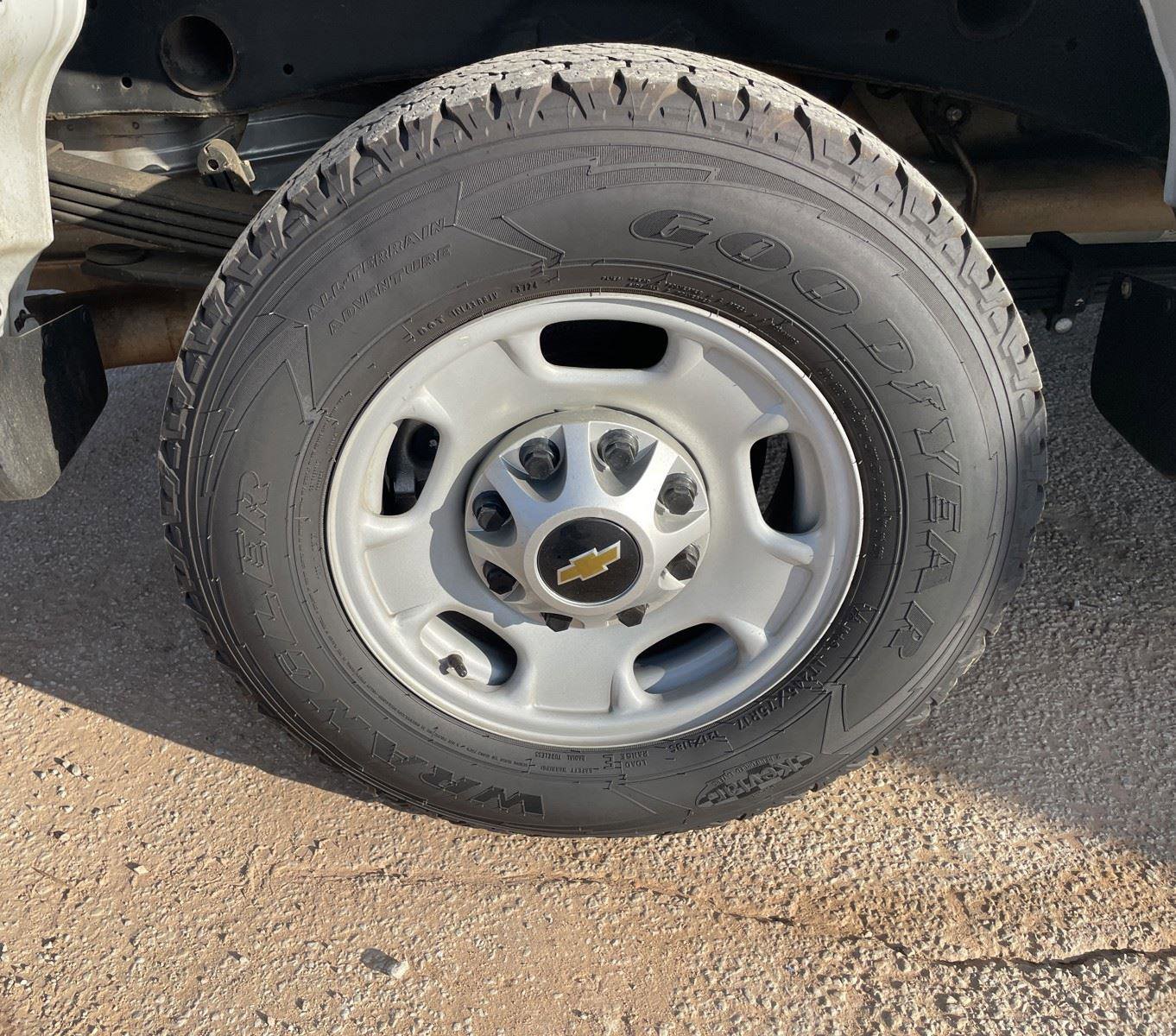 Used 2024 Chevrolet Silverado 2500 W/T w/ WT/CX Safety Package image 33