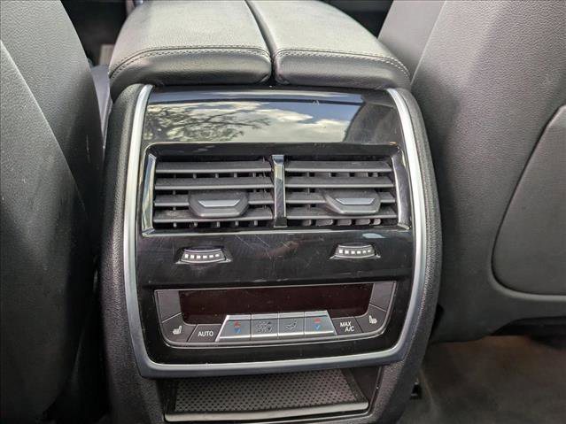 Used 2020 BMW X7 xDrive40i w/ Premium Package image 18