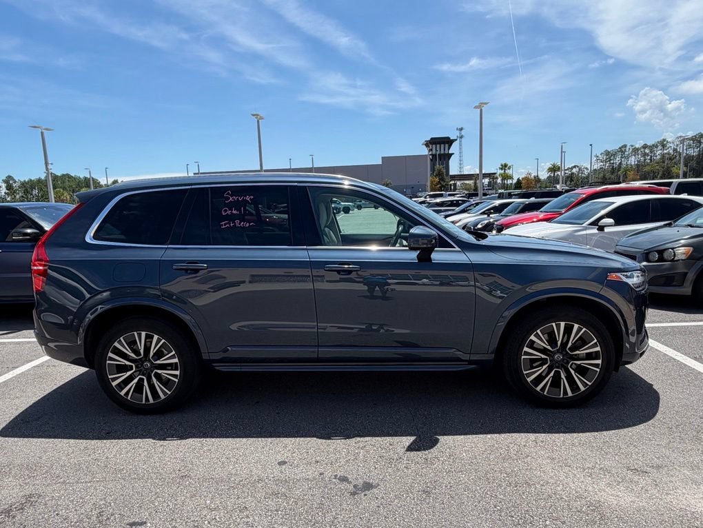 Used 2022 Volvo XC90 T5 Momentum w/ Advanced Package FWD image 2