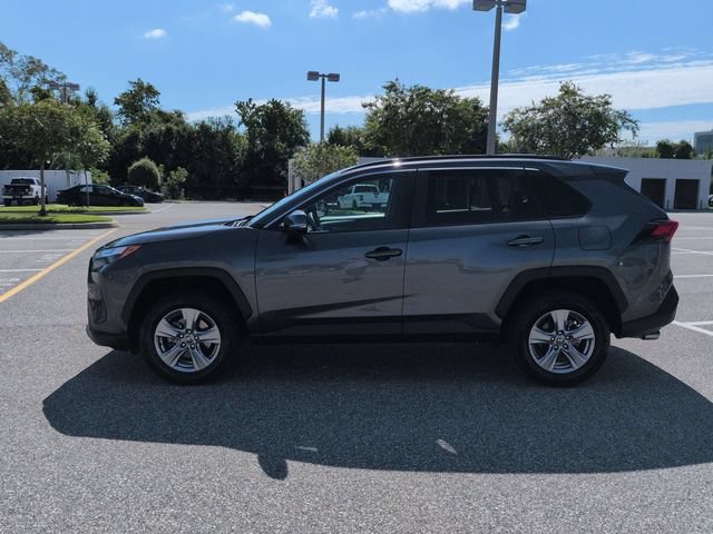 Certified 2022 Toyota RAV4 XLE FWD image 7