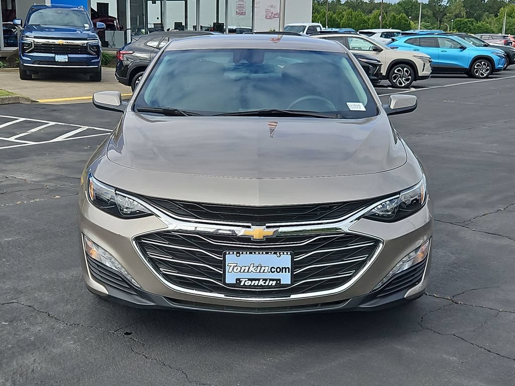 Used 2024 Chevrolet Malibu LT FWD image 9