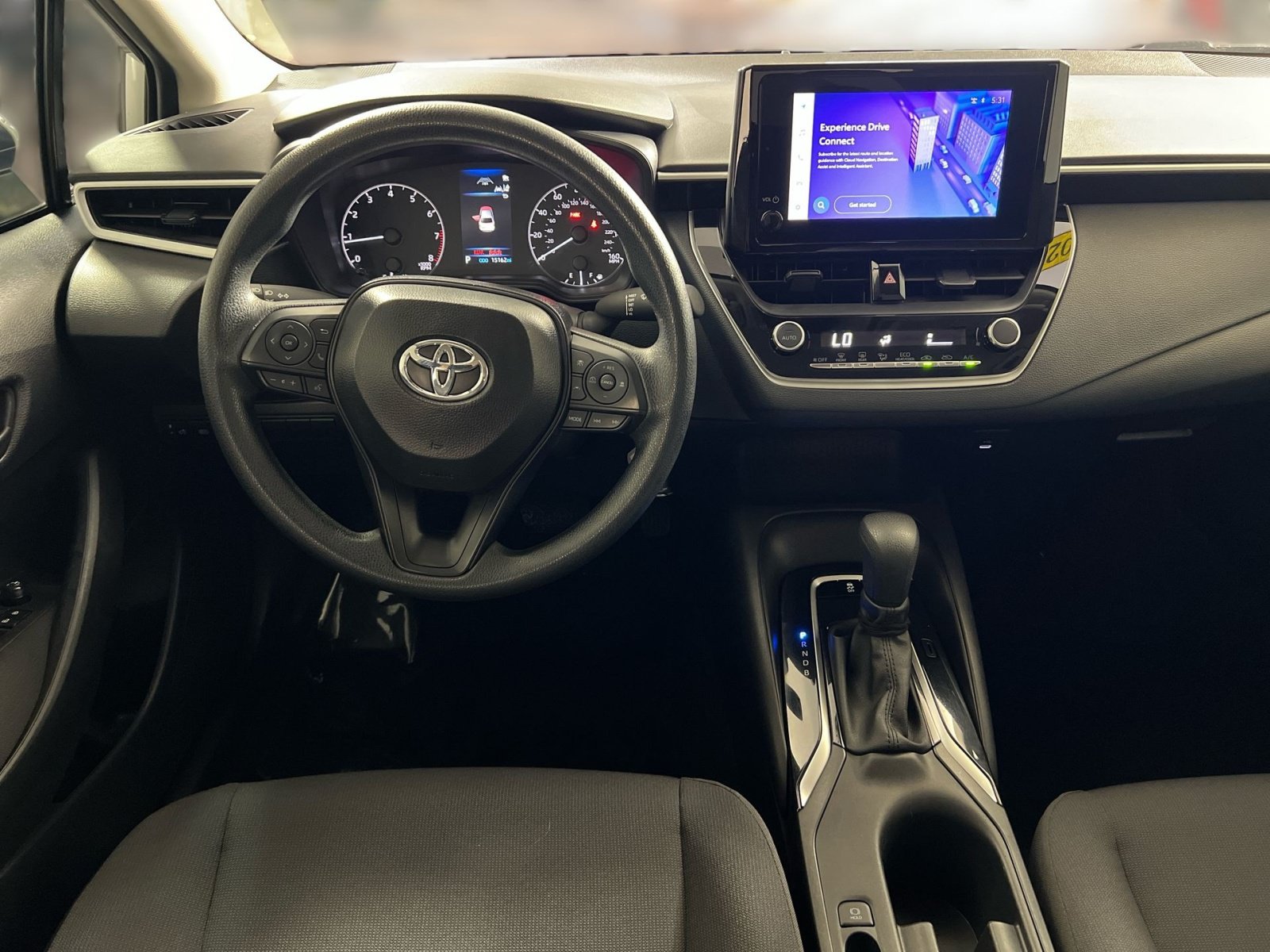 Used 2025 Toyota Corolla LE FWD image 23