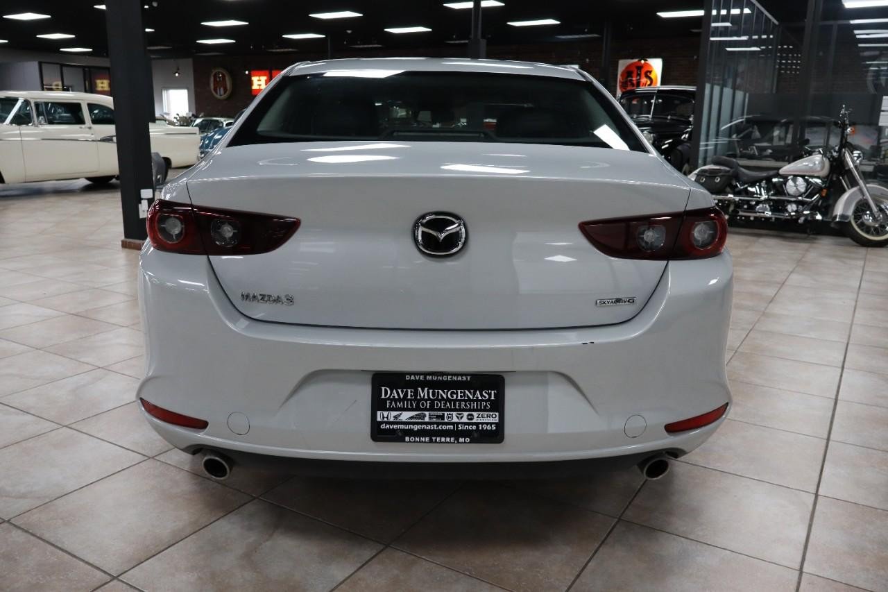 Used 2024 MAZDA MAZDA3 s FWD image 5