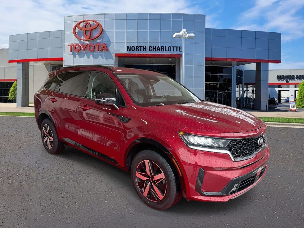 Used 2021 Kia Sorento EX image 2